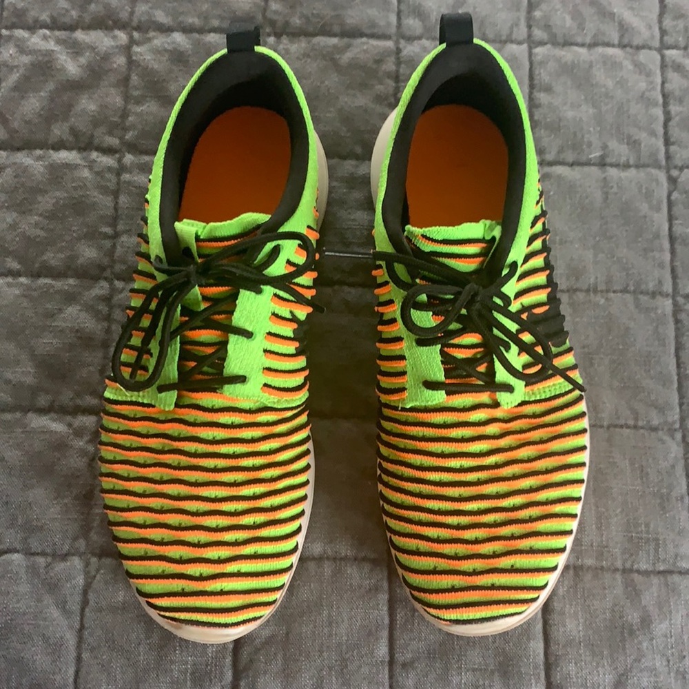 Nike Roshe Tennisshoes